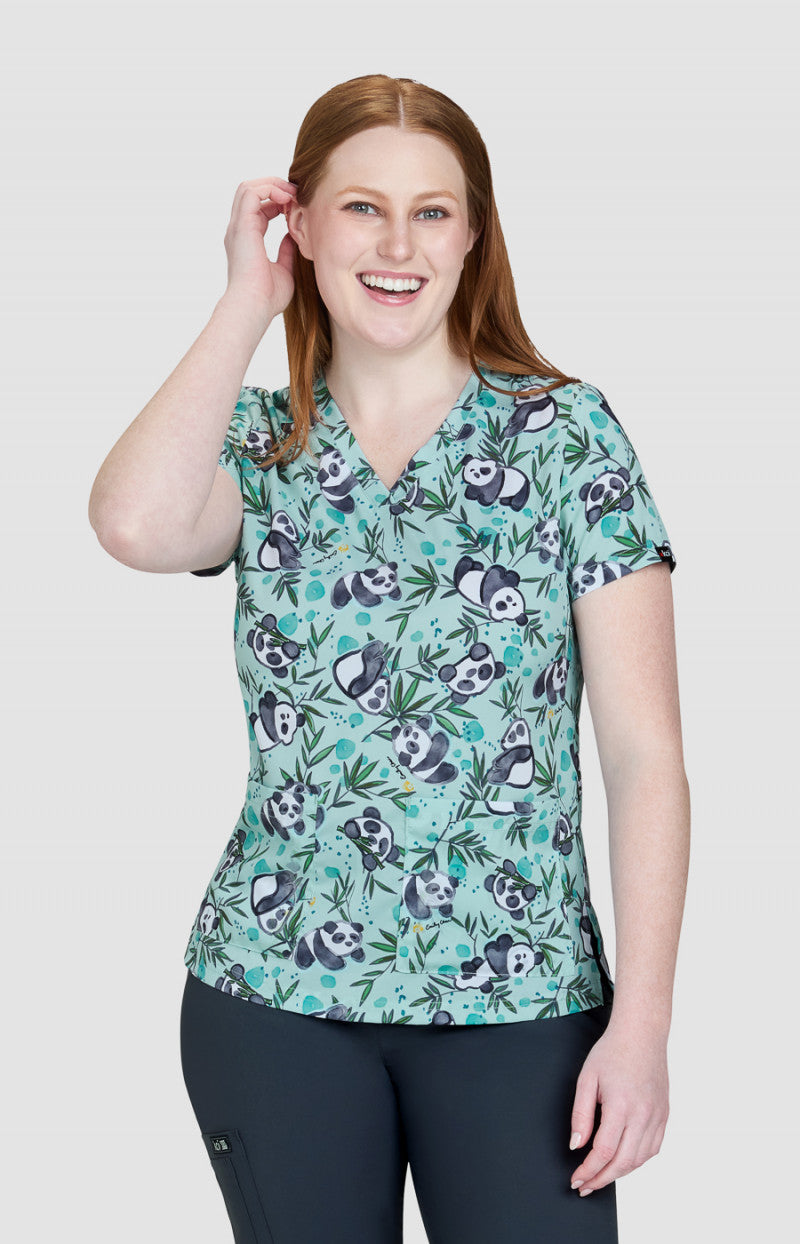 Leslie Top Pandas